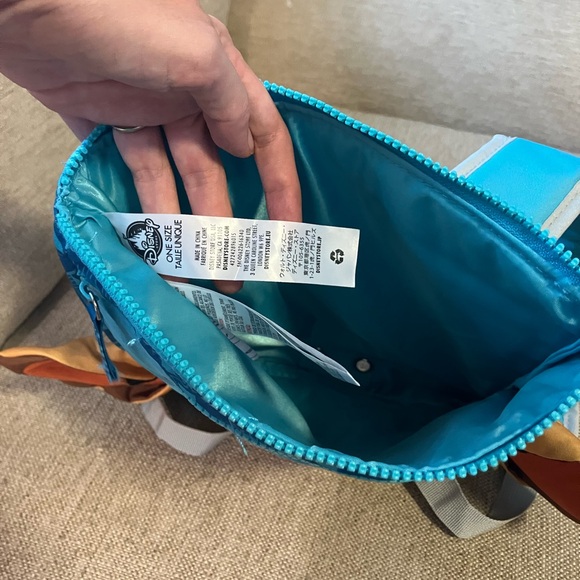 Disney parks lion king backpack - Picture 4 of 7